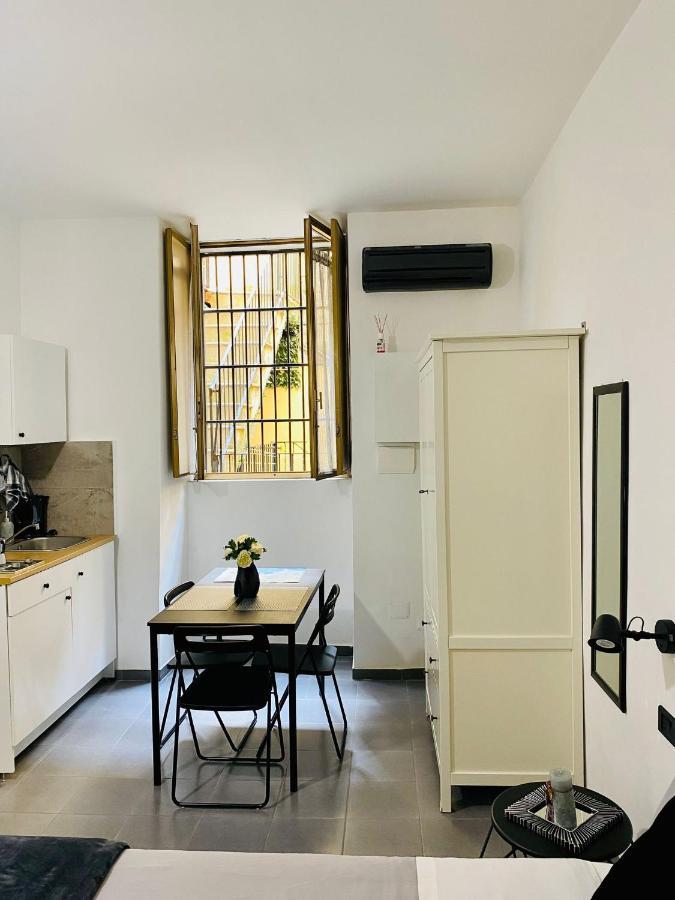 Apartment Figurari Napoli-2